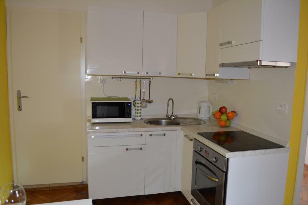 Apartment Bright & Light Liubliana Exterior foto
